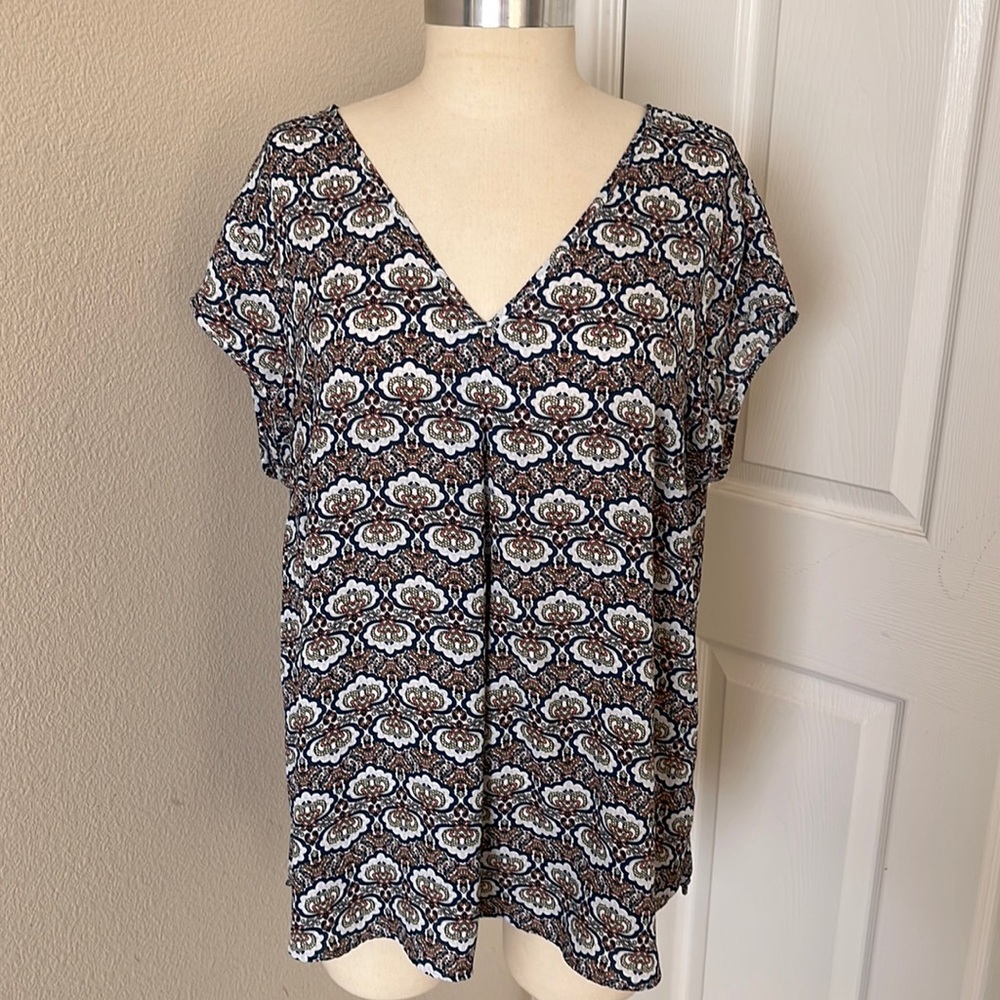 DR2 Blouse Size XL